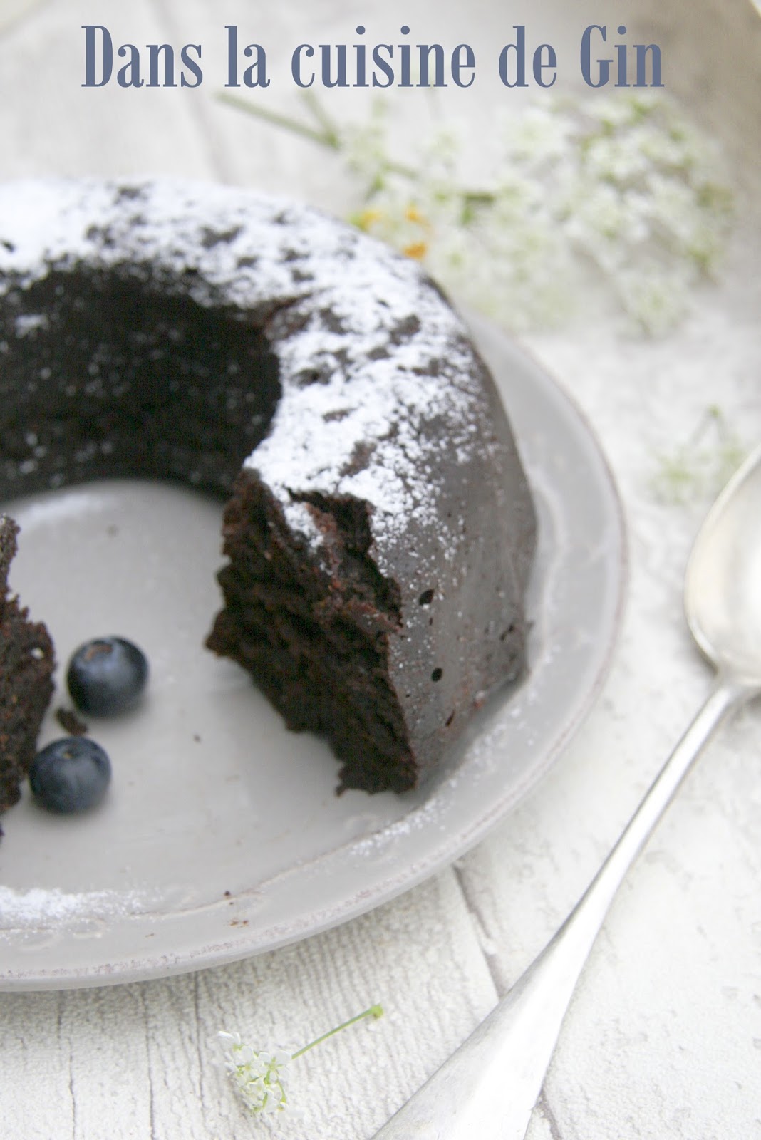 Gâteau au chocolat cuit à la casserole
