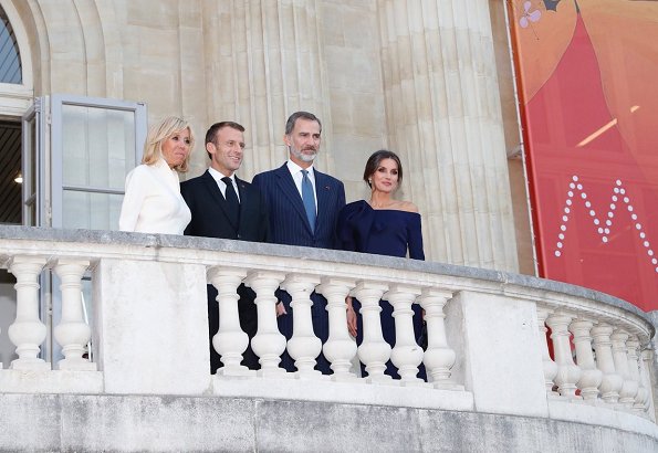 Queen Letizia wore DELPOZO flower embellished long sleeved dress. French President Emmanuel Macron and First Lady Brigitte Macron