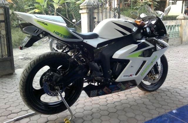 Modifikasi Honda Tiger Terbaru CBR Modifikasi Honda Tiger Terbaru CBR