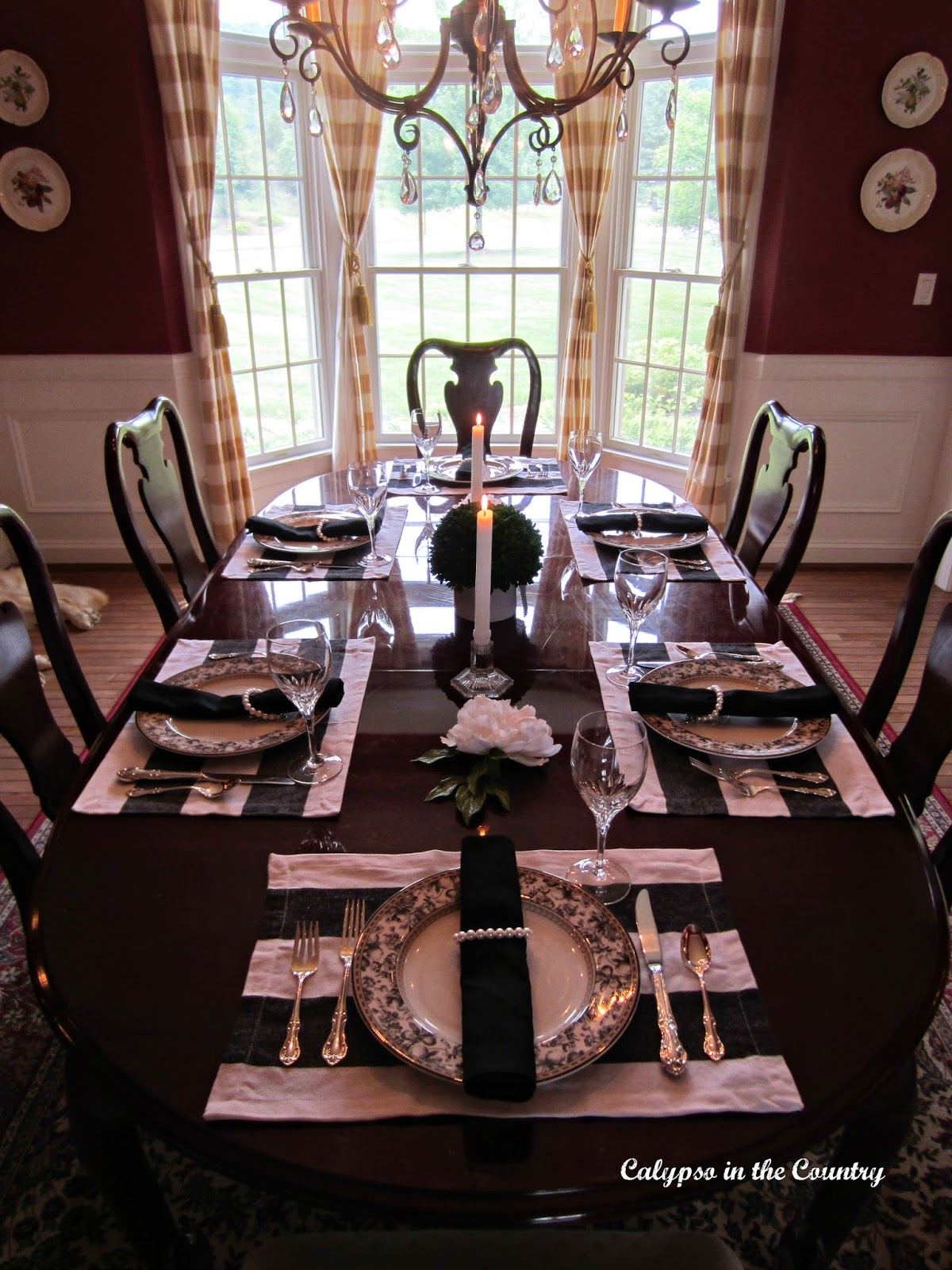 Black and White Table Setting - Jackie Kennedy Style