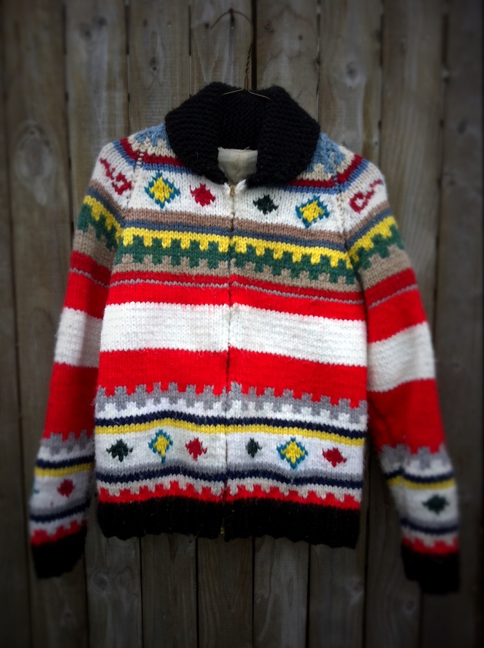off the rackk COLORFUL VINTAGE COWICHAN SWEATER