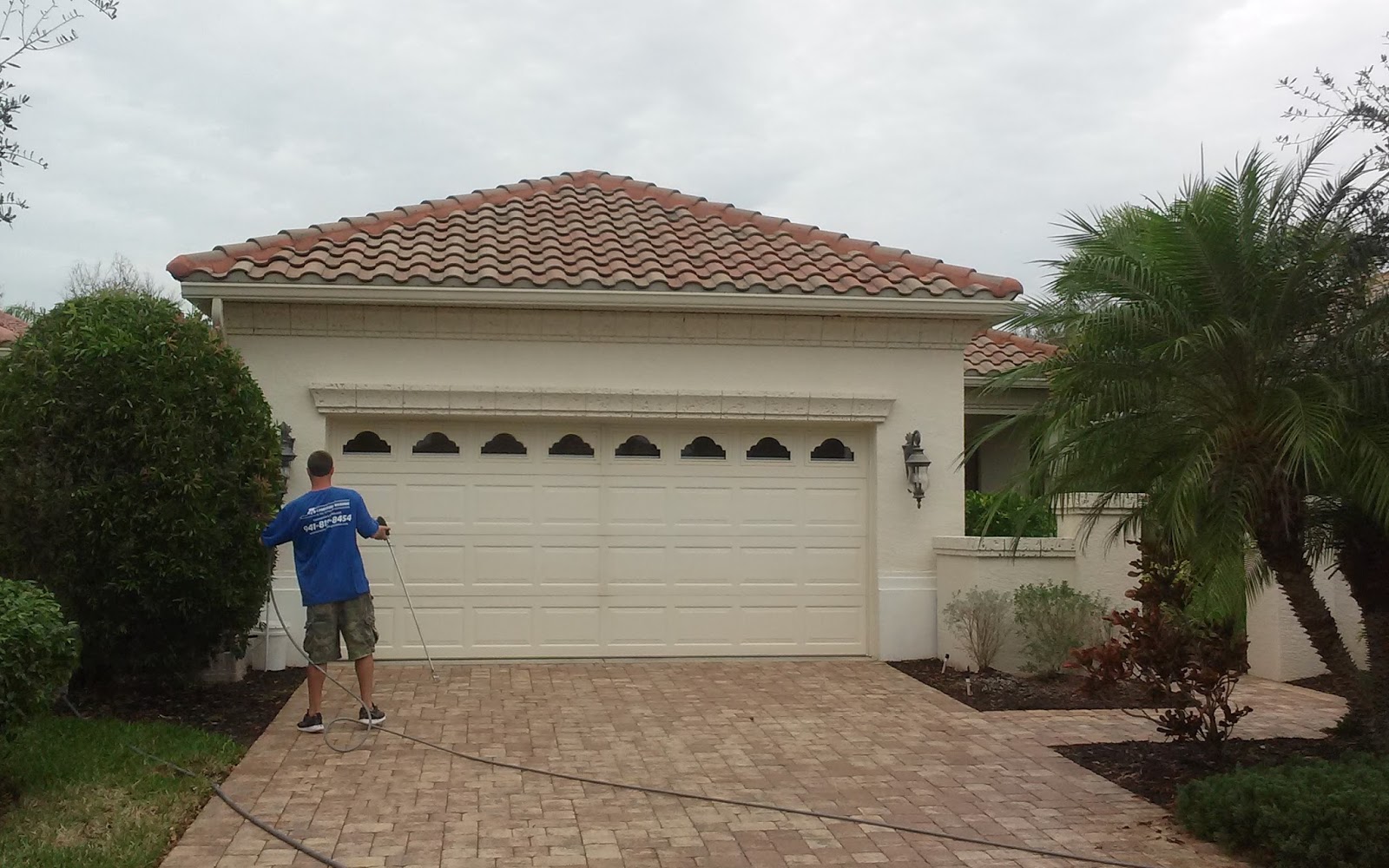 Pressure Washing, Roof Cleaning, North Port, Venice, Sarasota