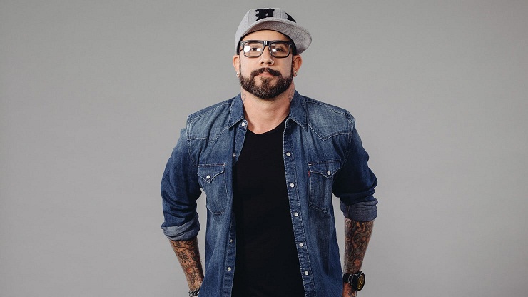 Daftar Album dan Judul Lagu AJ McLean Daftar Album dan Judul Lagu AJ McLean