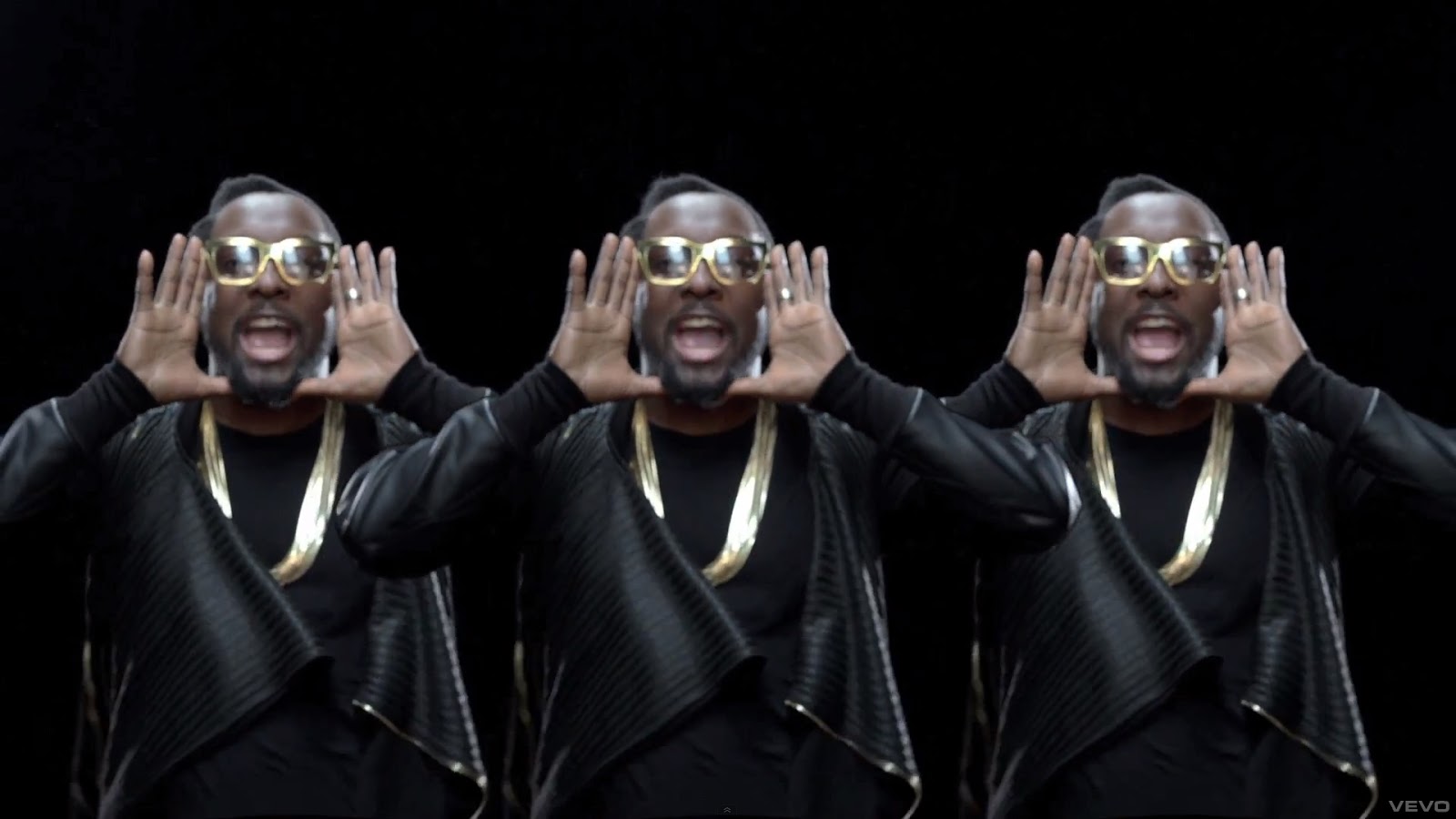 Britney spears. I. Waka flocka. I am screaming. I.