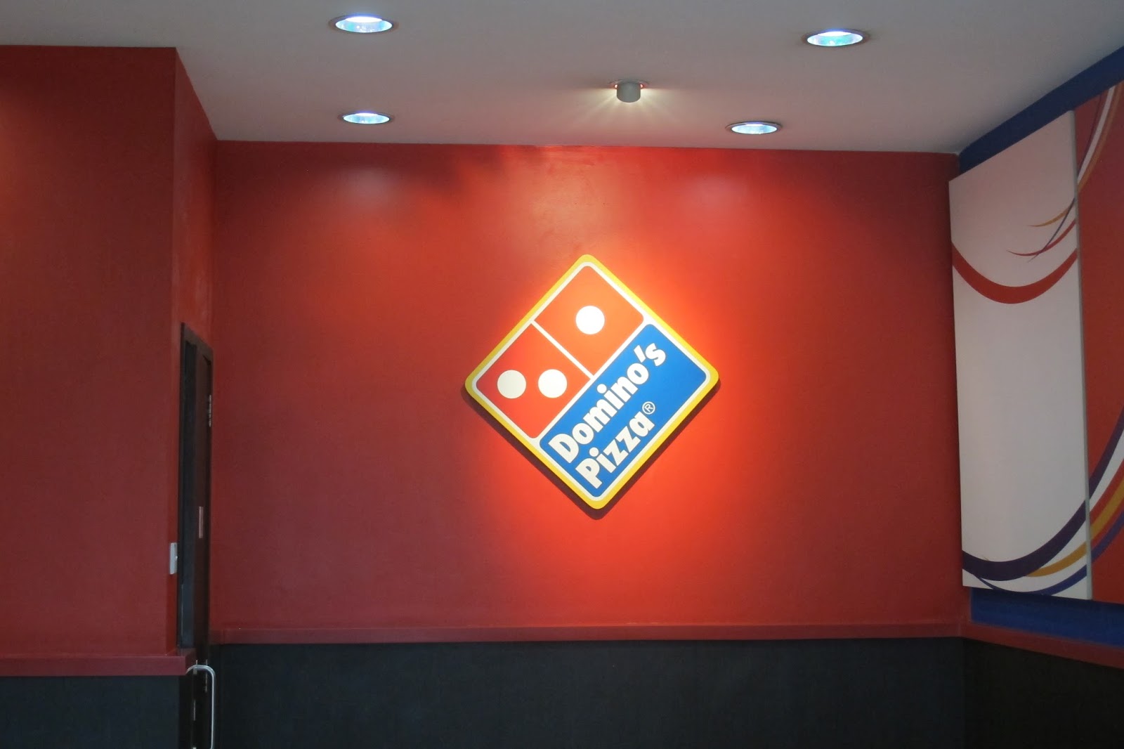 Singapore's Complain Queen [Event] Fancy a Domino's Awesome 4Some?!