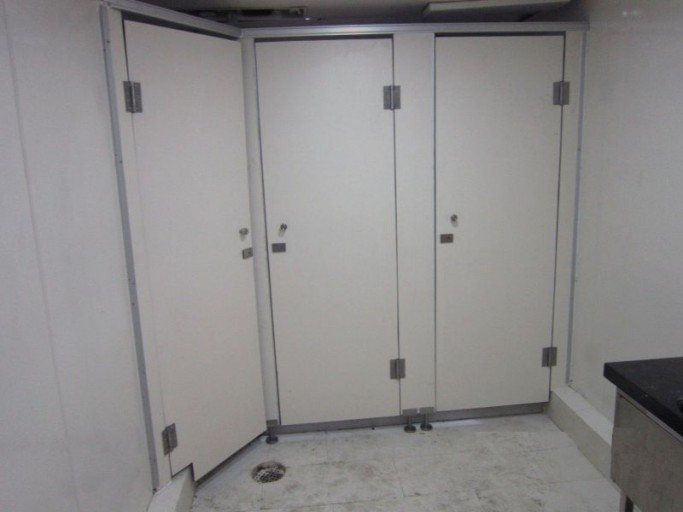 Harga Partisi Toilet Phenolic terbaru 2018 Partisi