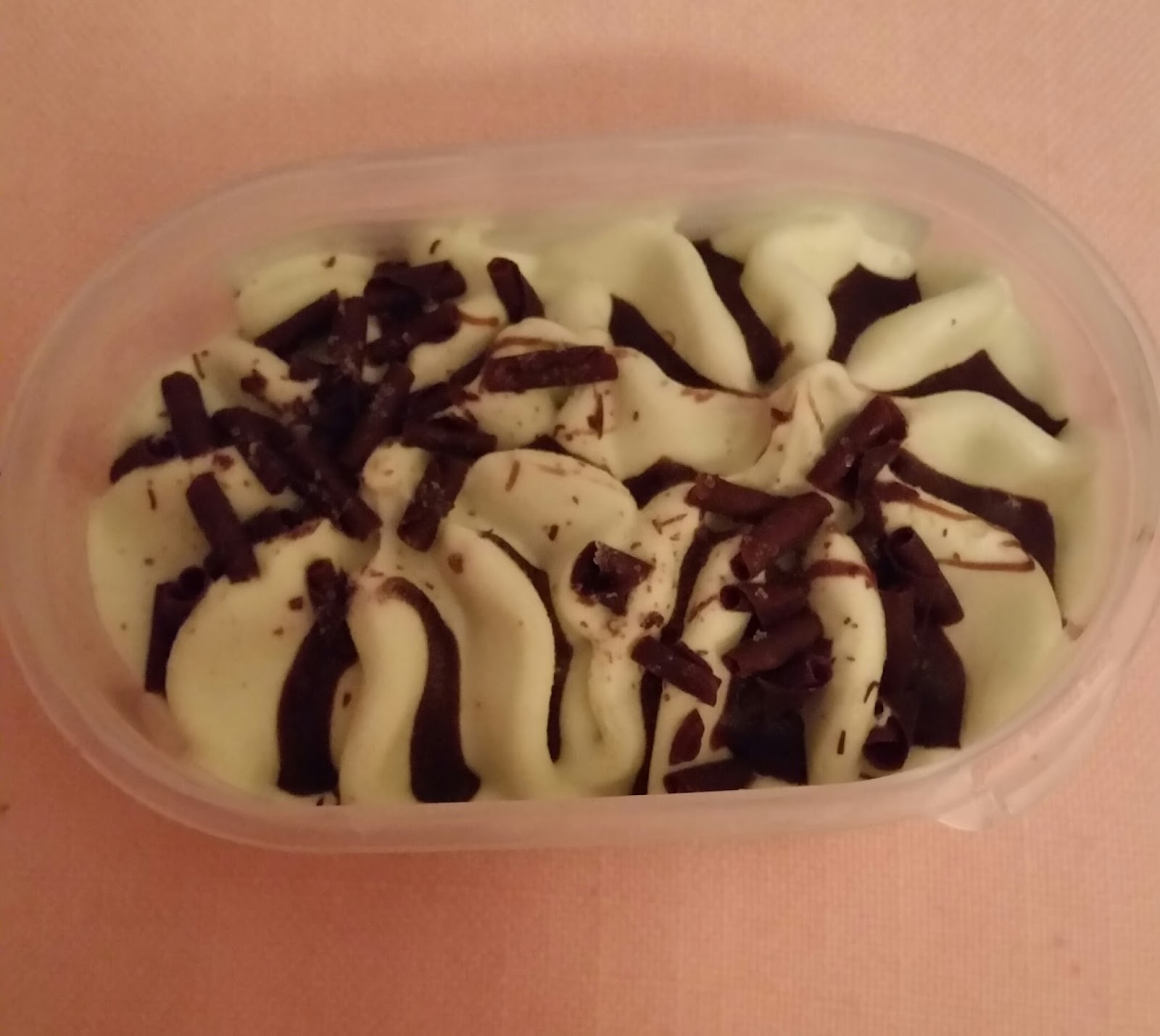 Trust Me Treats Tesco Mint Chocolate Ice Cream Mini review