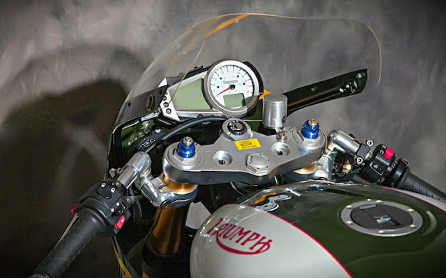 Triumph độ Cafe Racer "đậm" kết hợp Streetfighter trẻ trung Triumph độ Cafe Racer "đậm" kết hợp Streetfighter trẻ trung