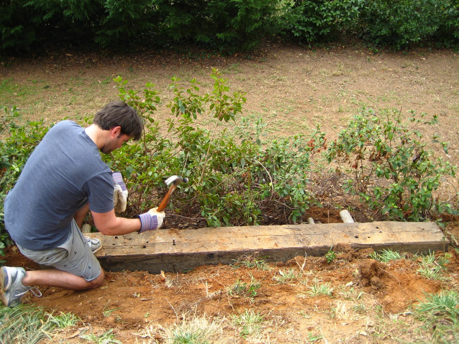 IRON & TWINE Railroad Tie Garden