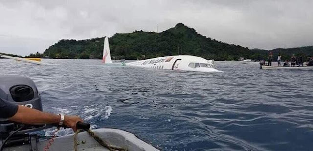 Máy bay gặp nạn sau khi đáp trượt khỏi đường băng trên Micronesia