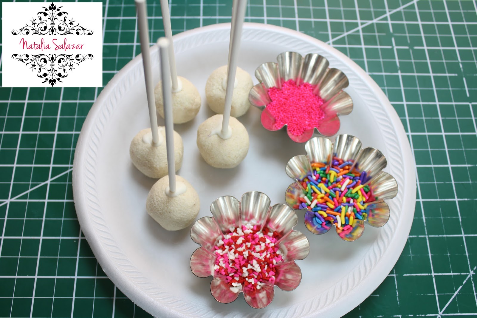 Cómo hacer CAKE POPS súper fácil!