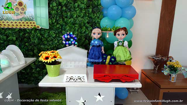 Mesa temática Frozen Febre congelante Mesa temática Frozen Febre congelante - Aniversário da Anna - festa infantil