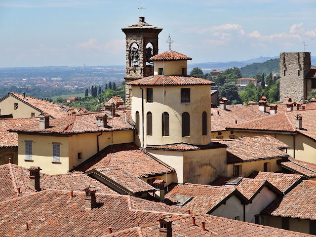 Zwiedzanie Bergamo w kilka godzin - co warto zobaczyć i gdzie zjeść dobre włoskie jedzenie?