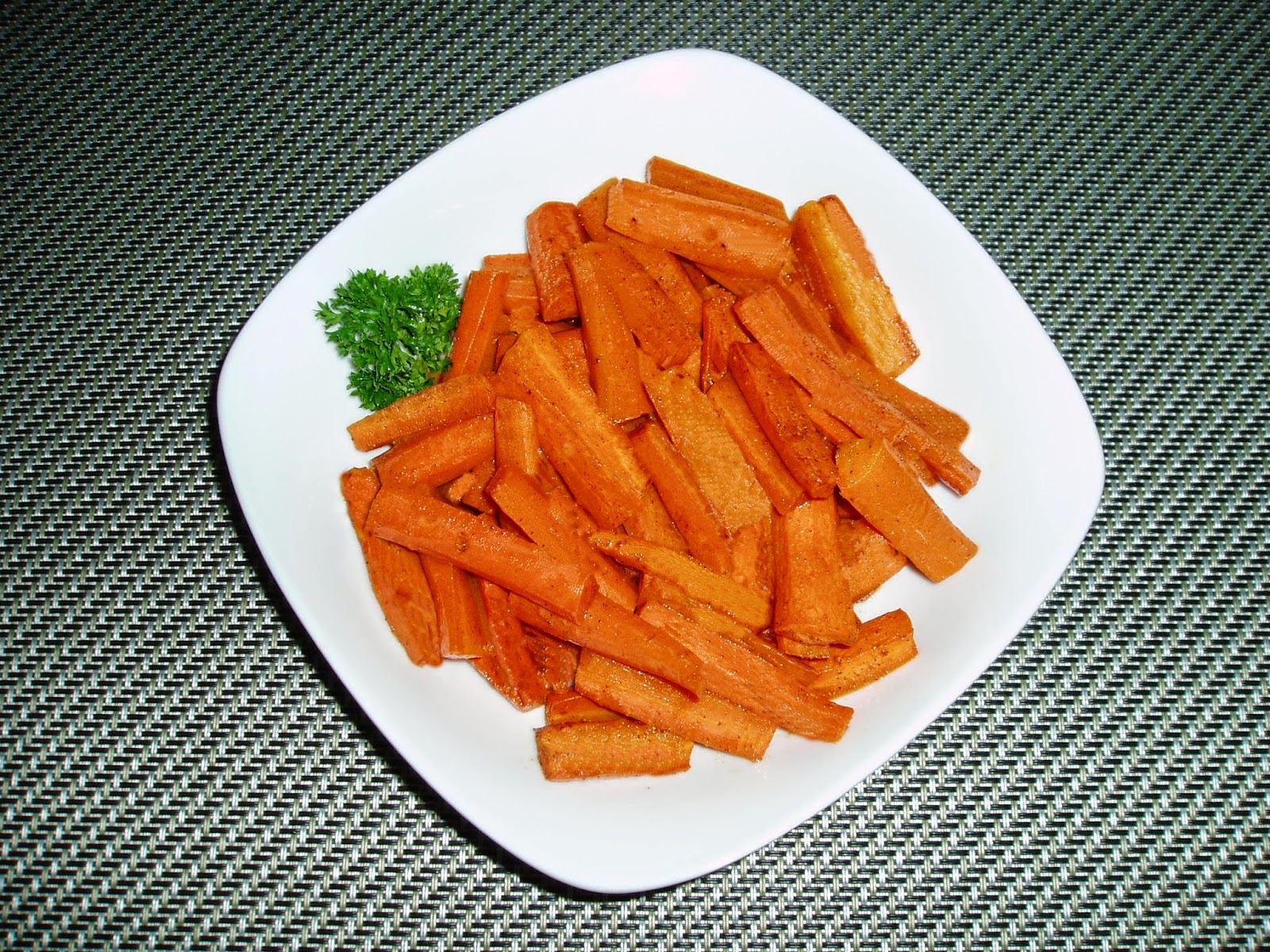 Meatless Mediterranean HoneyCinnamon Roasted Carrots