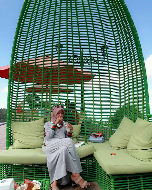 View Pegunungan Lawu yang Epic di Resort Mbah Djoe View Pegunungan Lawu yang Epic di Resort Mbah Djoe