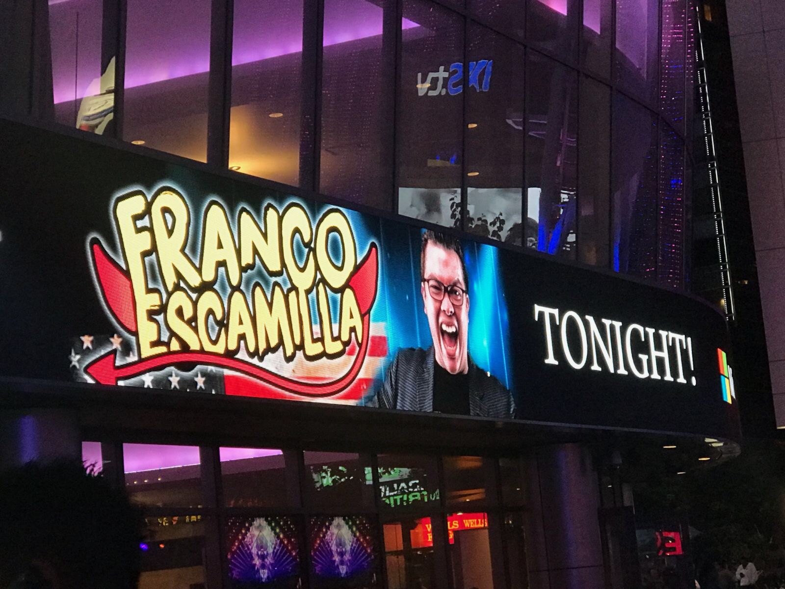 A Todo Ritmo Digital Franco Escamilla Triunfo en Los Angeles, California