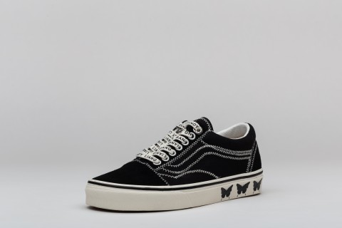 Tenisi dama Vans Old Skool Sandy Liang negri piele intoarsa la reducere
