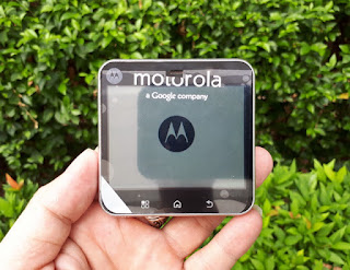 Hape Jadul Motorola FlipOut Rotating Slide Android QWERTY Keyboard
