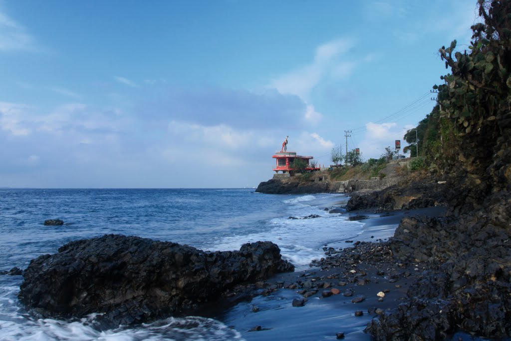 Image result for pantai watu dodol banyuwangi