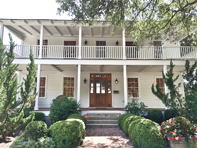 White houses | The Lowcountry Lady