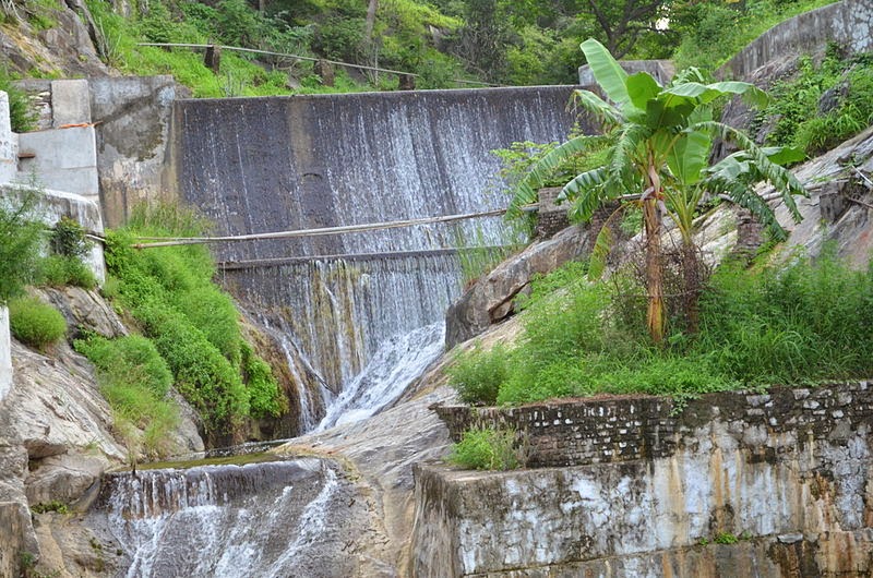 Waterfall filling the kund
