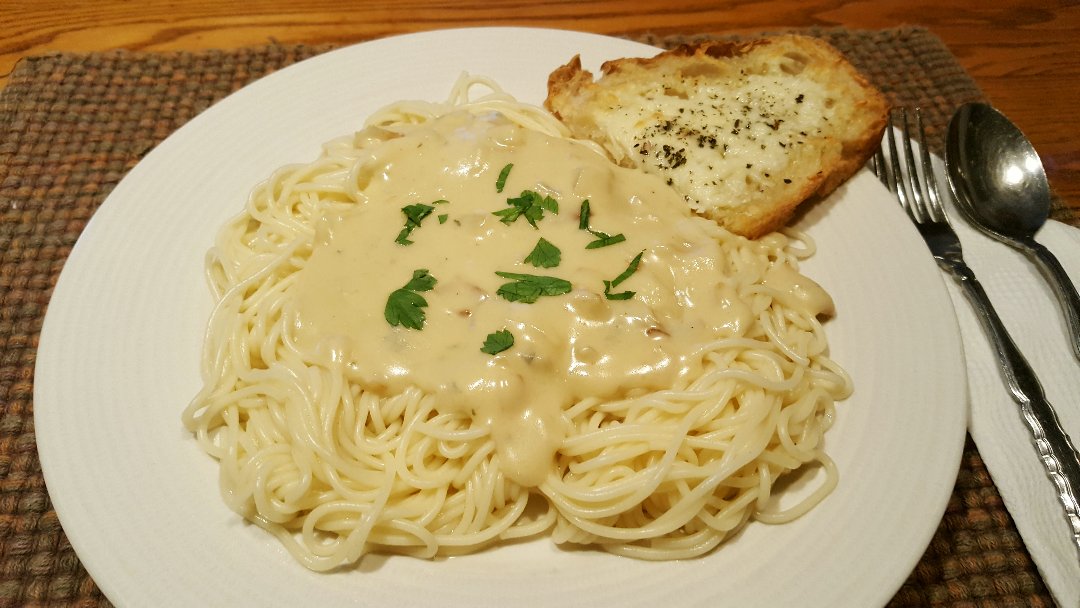 Rain's Kitchen and Garden! Pasta with Blue Cheese Sauce