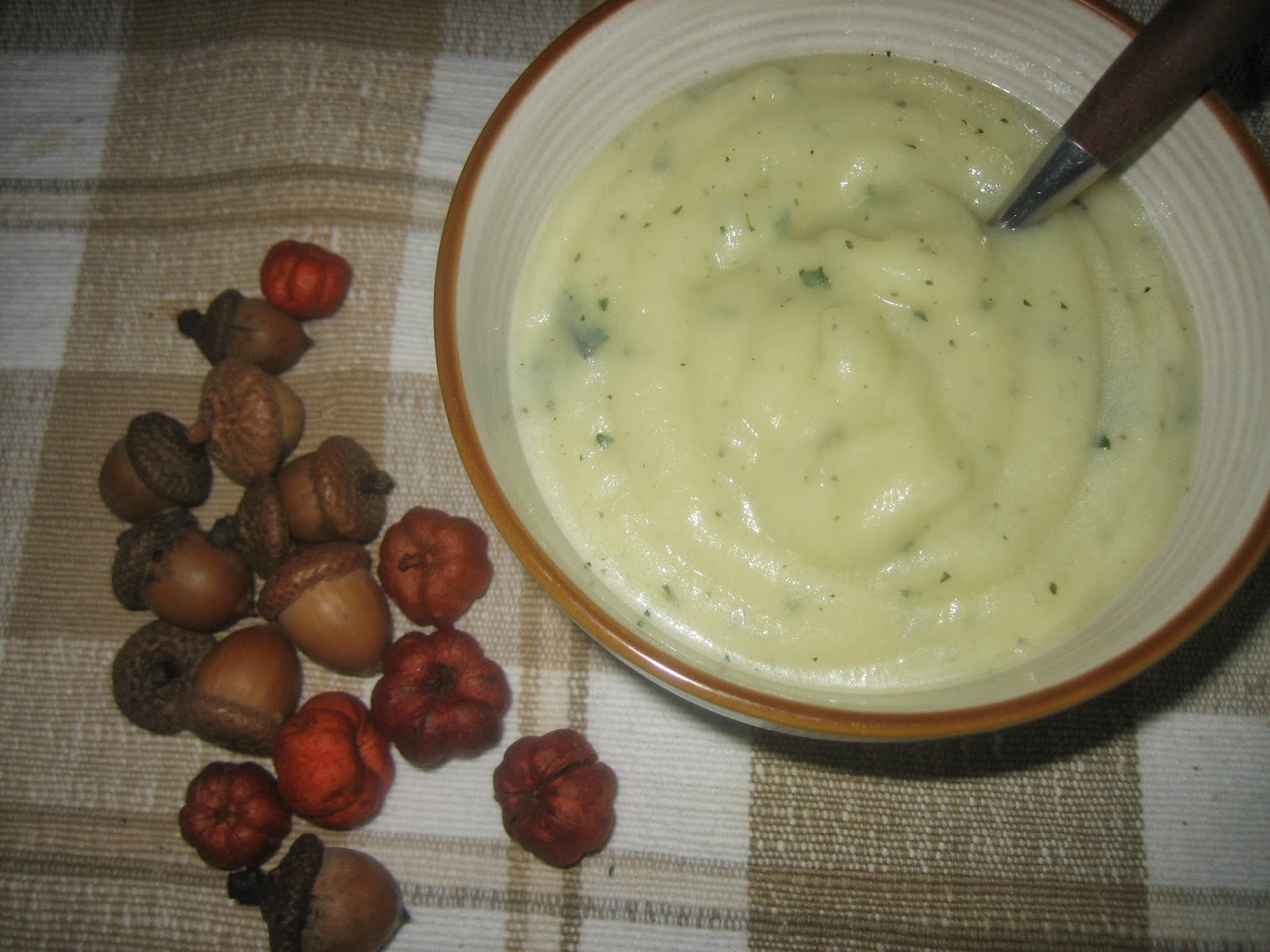 Pureed Pzazz Cauliflower & Potato Soup with Kale Crumbles