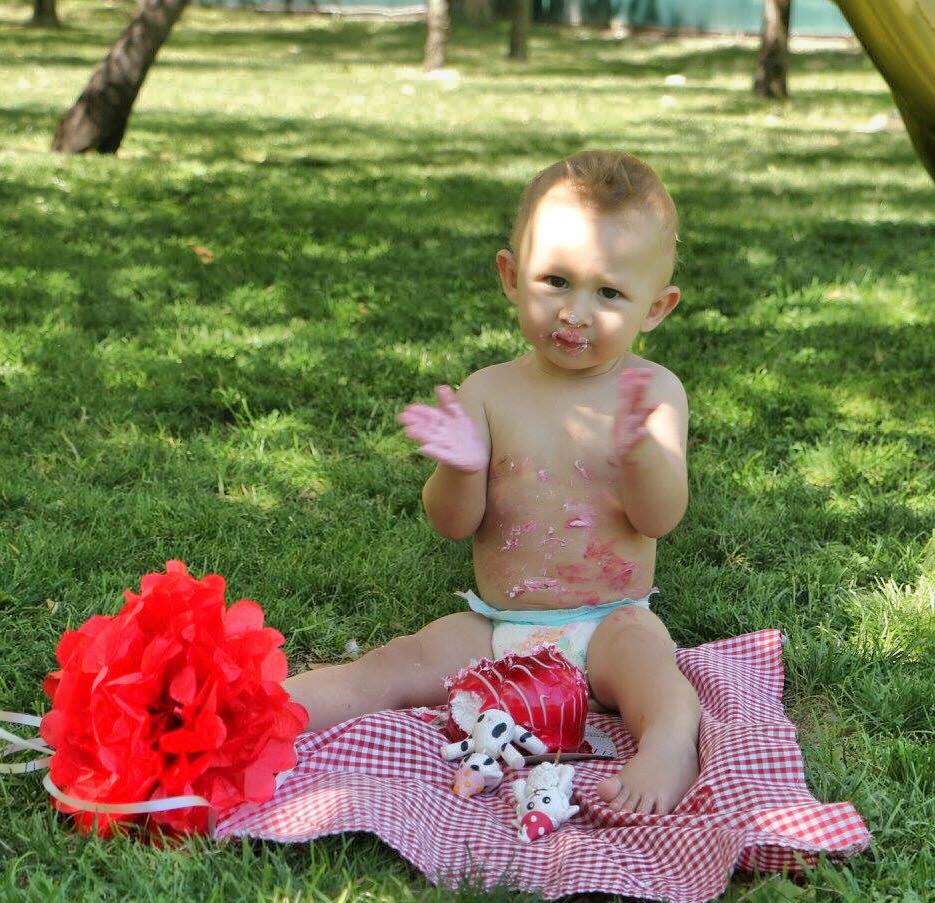 Beraber Büyüyoruz PASTA PATLATMA 1 YAŞ PARTİ DETAYLARIMIZ (Cake Smash)