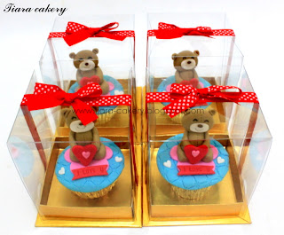 Tiara Cakery