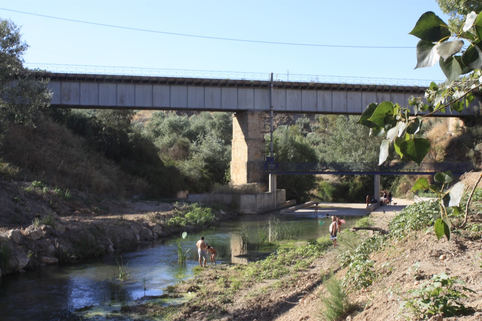 El mundoblog Miguel Caballero: de Pantalones, mucho por descubrir.