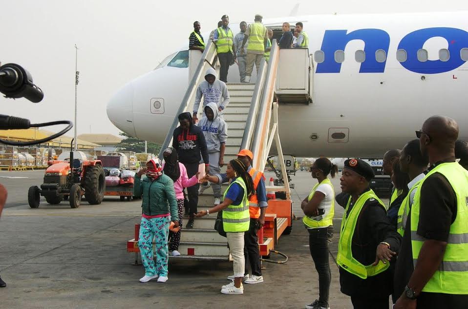 40 nigerians deported from Italy - www.djcentiz.com