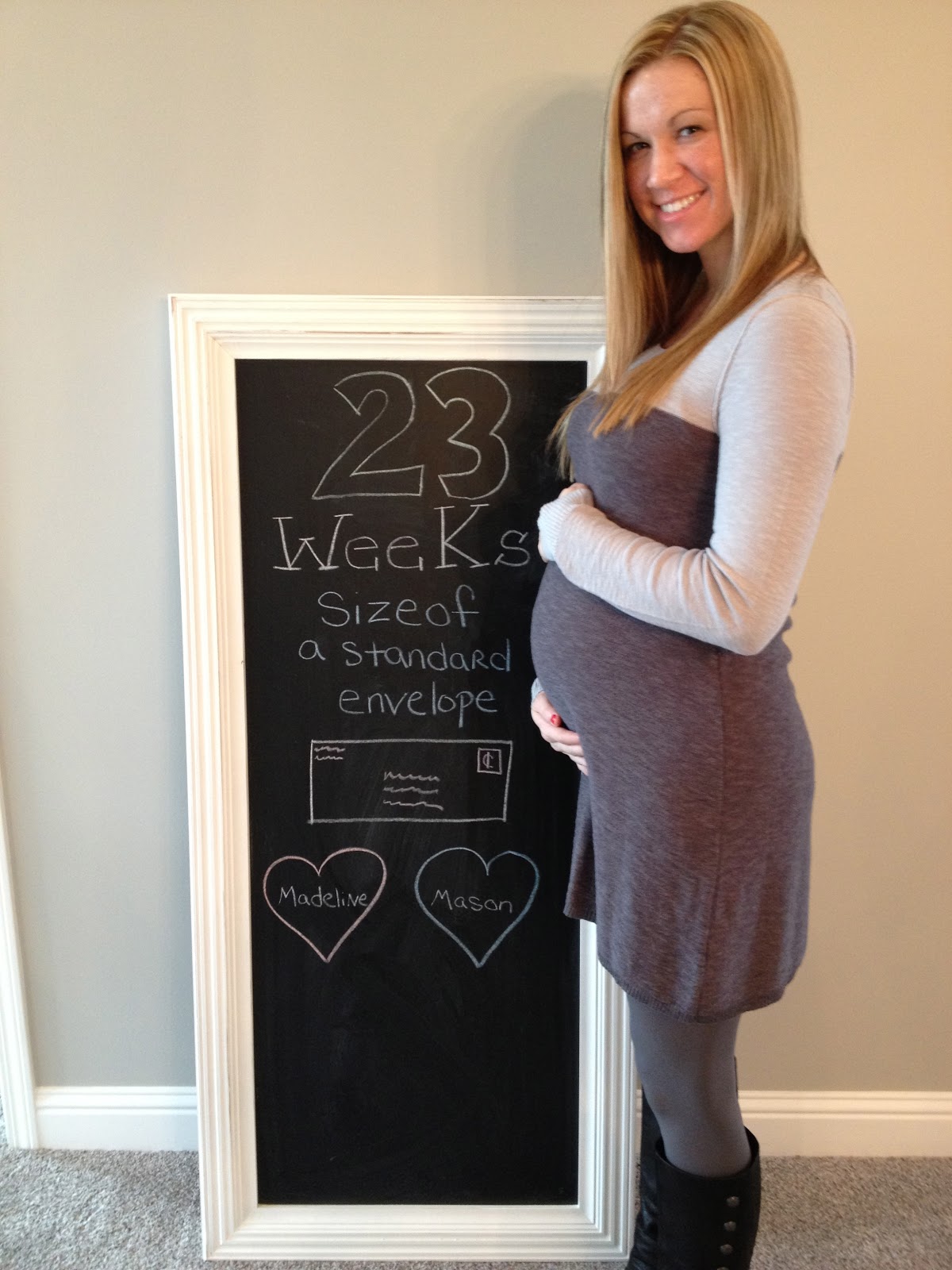 Recently Rimini 23, 24, 25, 26 Week Baby Bump Pictures