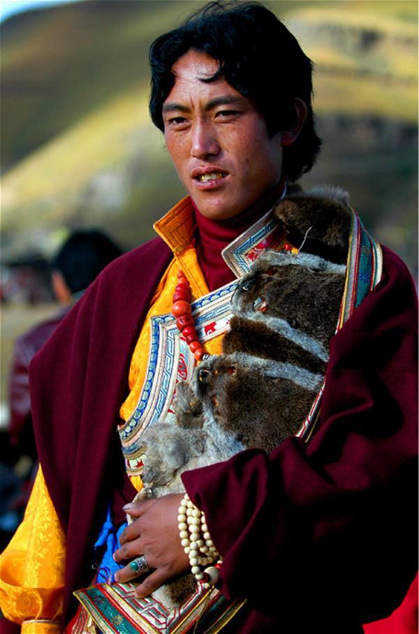 tibetan People genocide : stop the tibetan People genocide