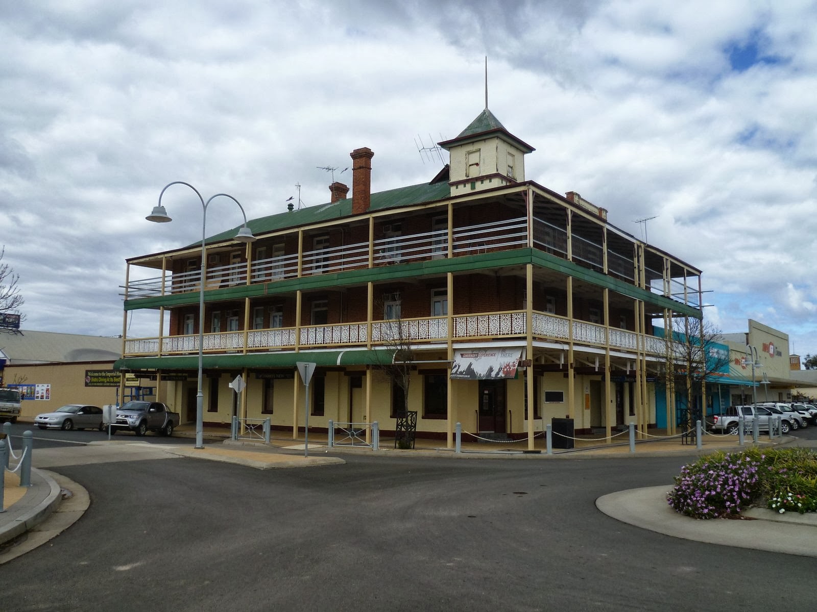 Witchwae Returns to Big Island Wee Waa Cotton capital