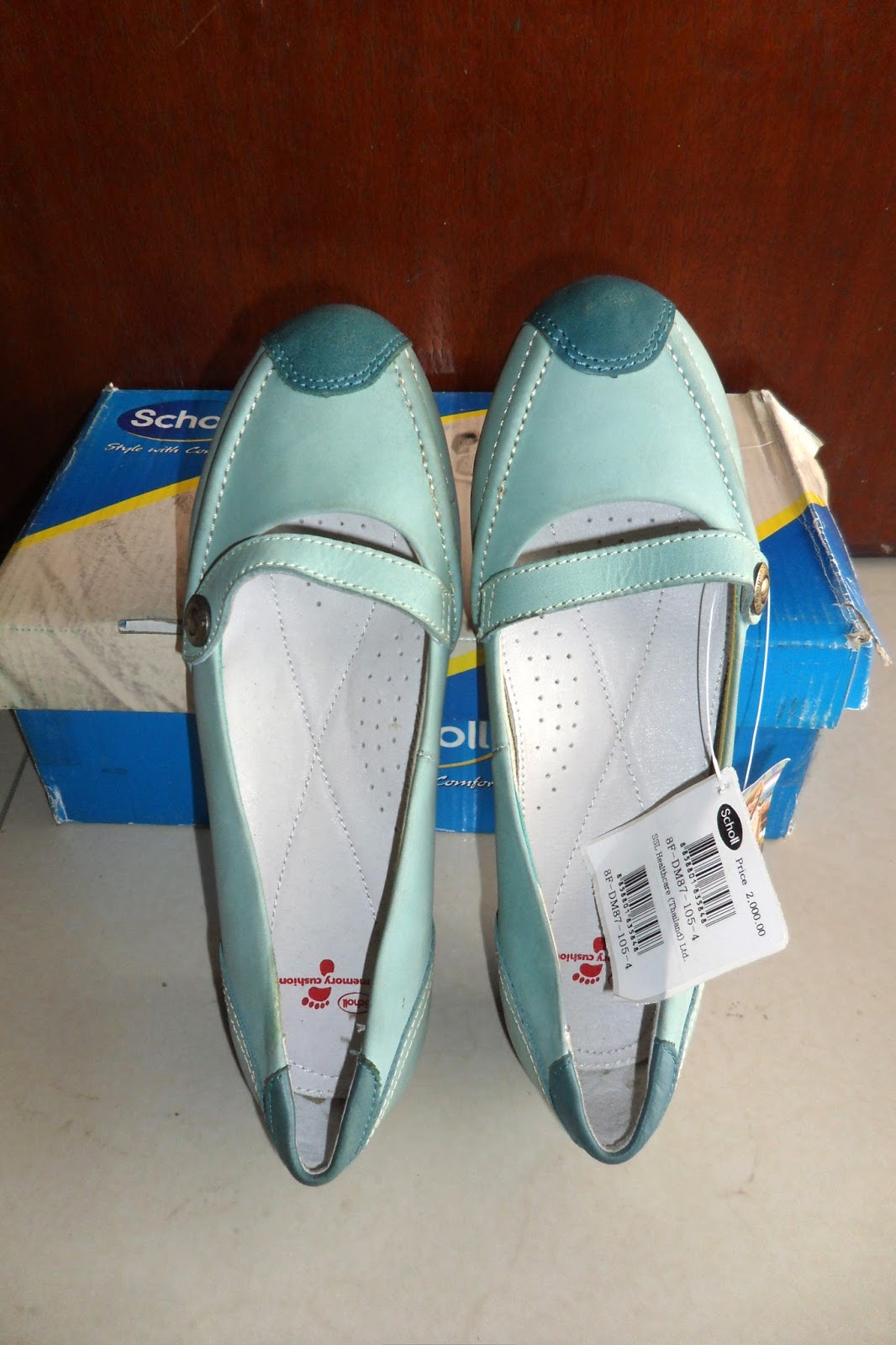 scholl shoes memory cushion