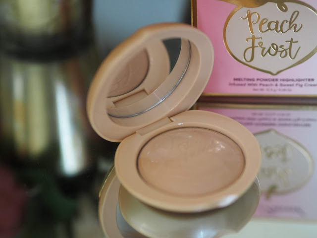 Too Faced Peach Frost Melting Powder Highlighter