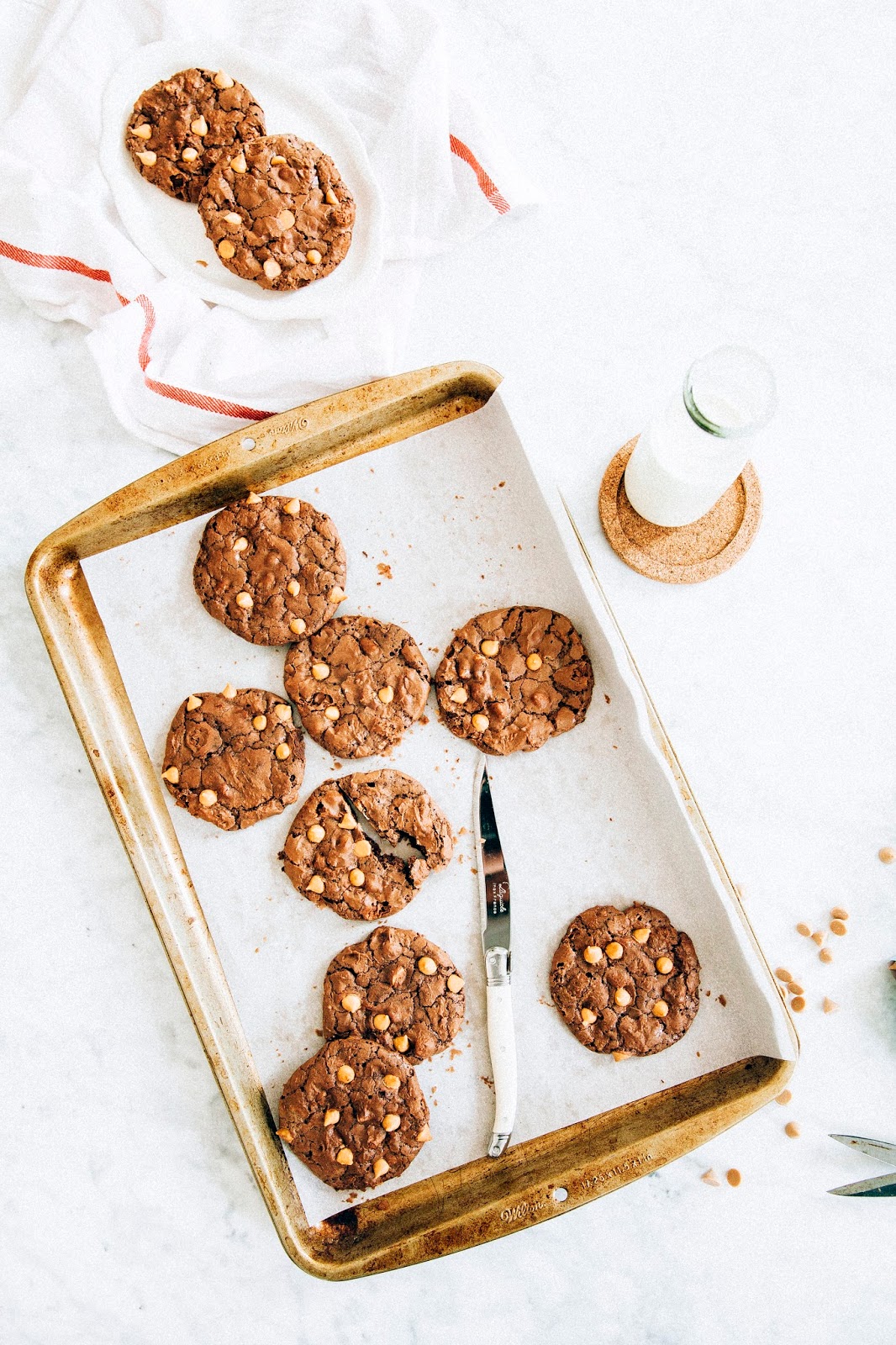 chocolate truffle cookies with sea salt caramel chips hummingbird high a desserts and