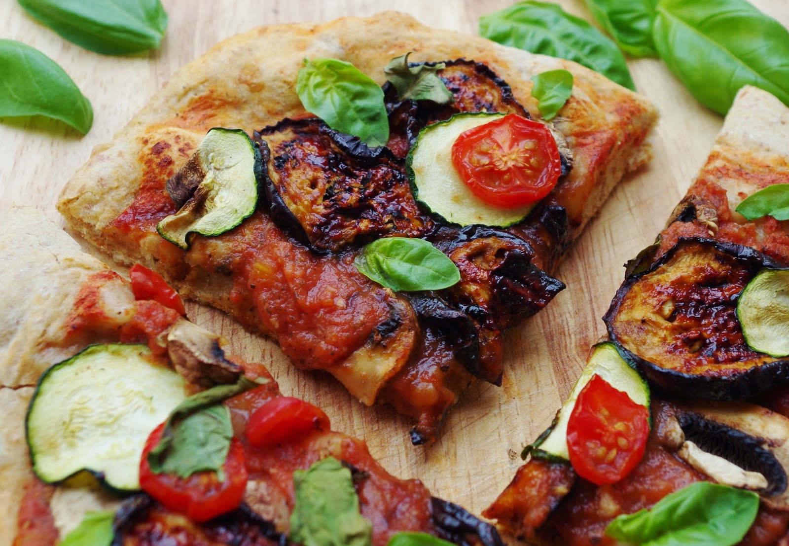 BBQ Aubergine Pizza Euphoric Vegan