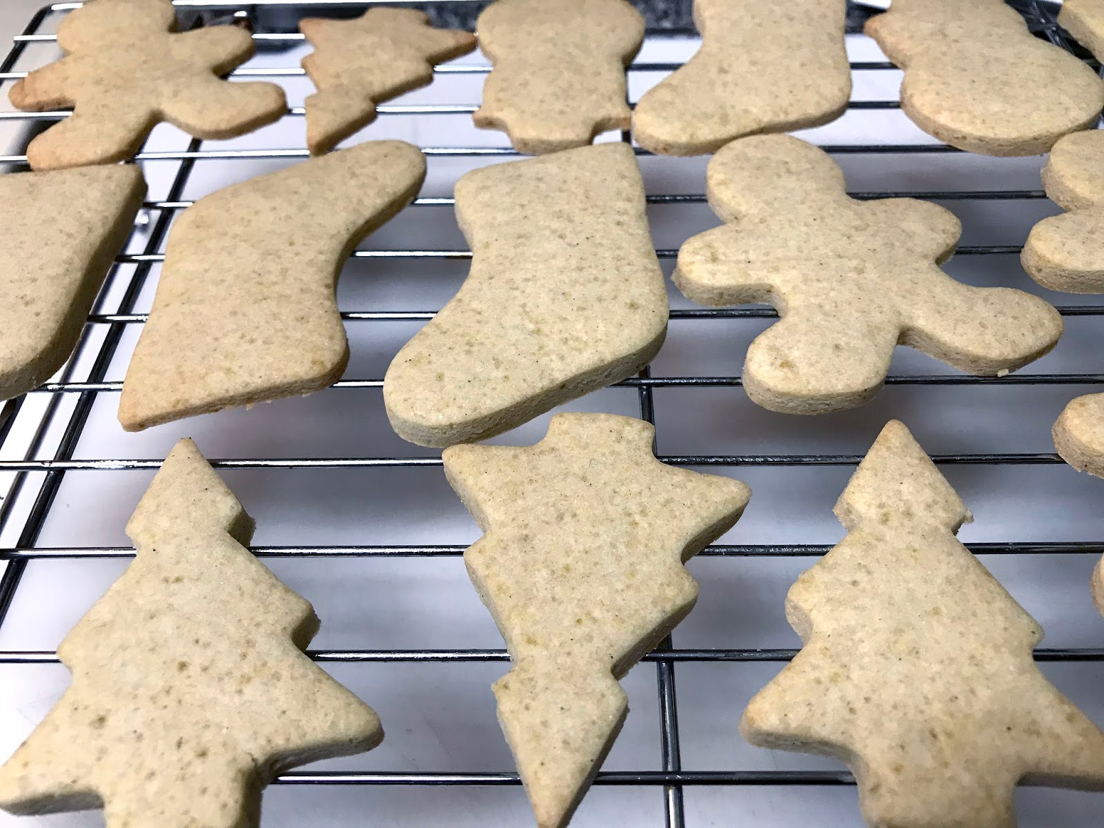 Culturally Confused Sugar Free Mom SugarFree GlutenFree Sugar Cookies with SugarFree Cream