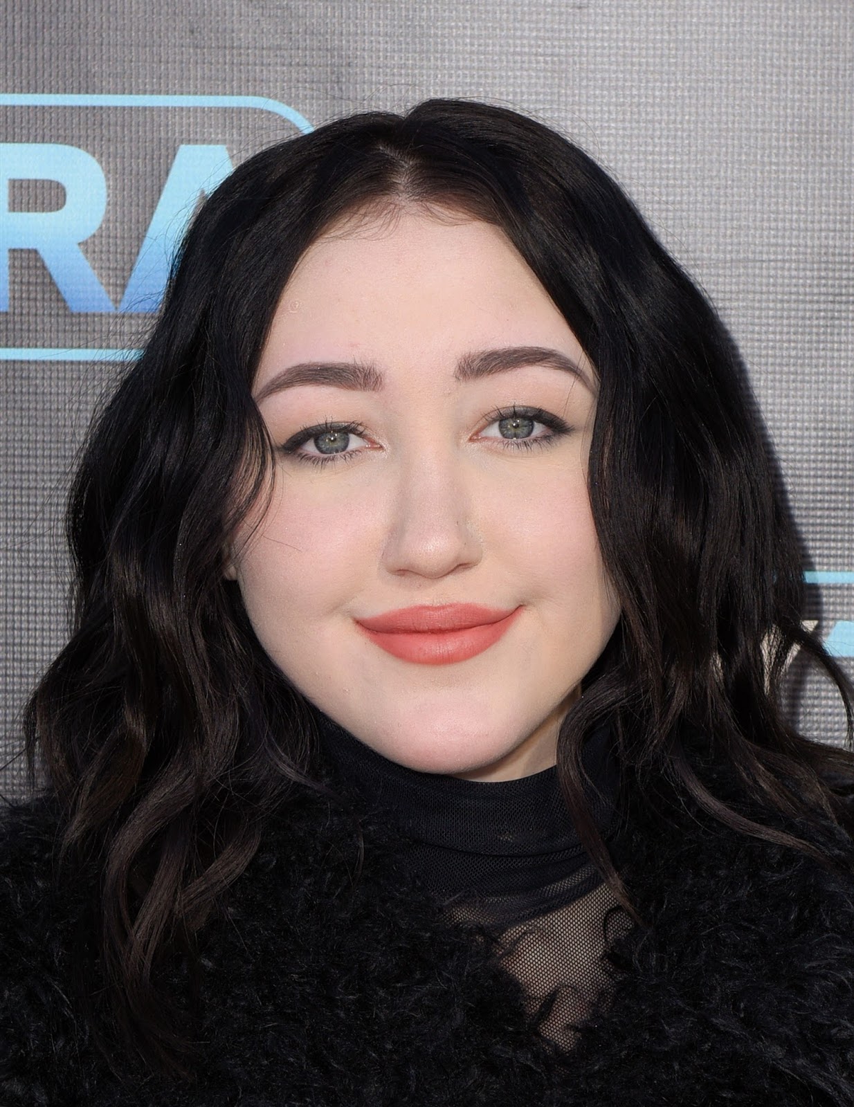 Tune Of The Day: Noah Cyrus - Stay Together