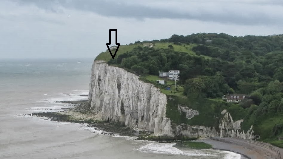 Nilly Hall LIFE ON THE EDGE