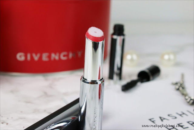 Givenchy Le Rouge Liquide Swatch