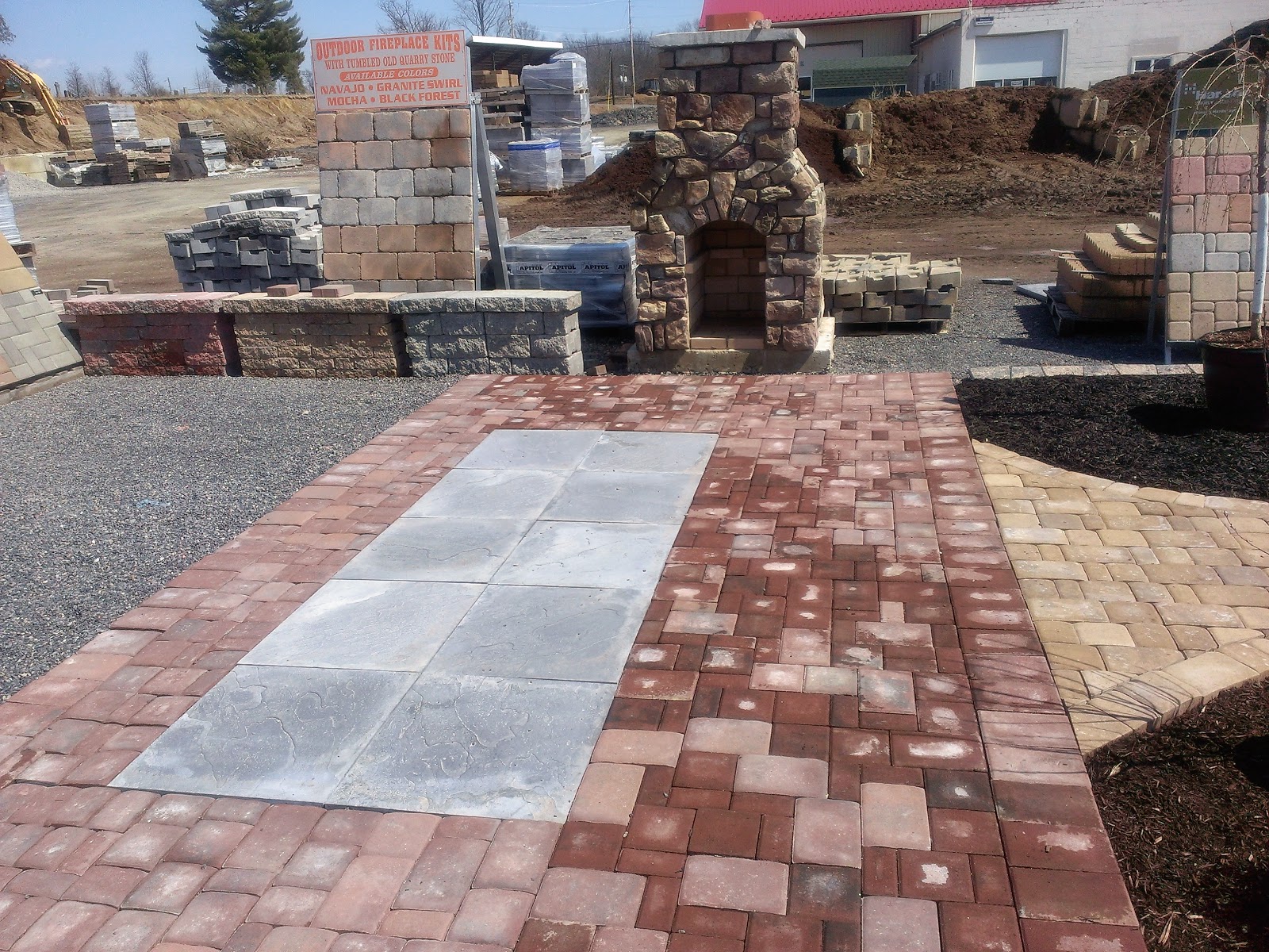 TURBOTVILLE LANDSCAPE AND SUPPLY Decorative Patio Slabs and Stones