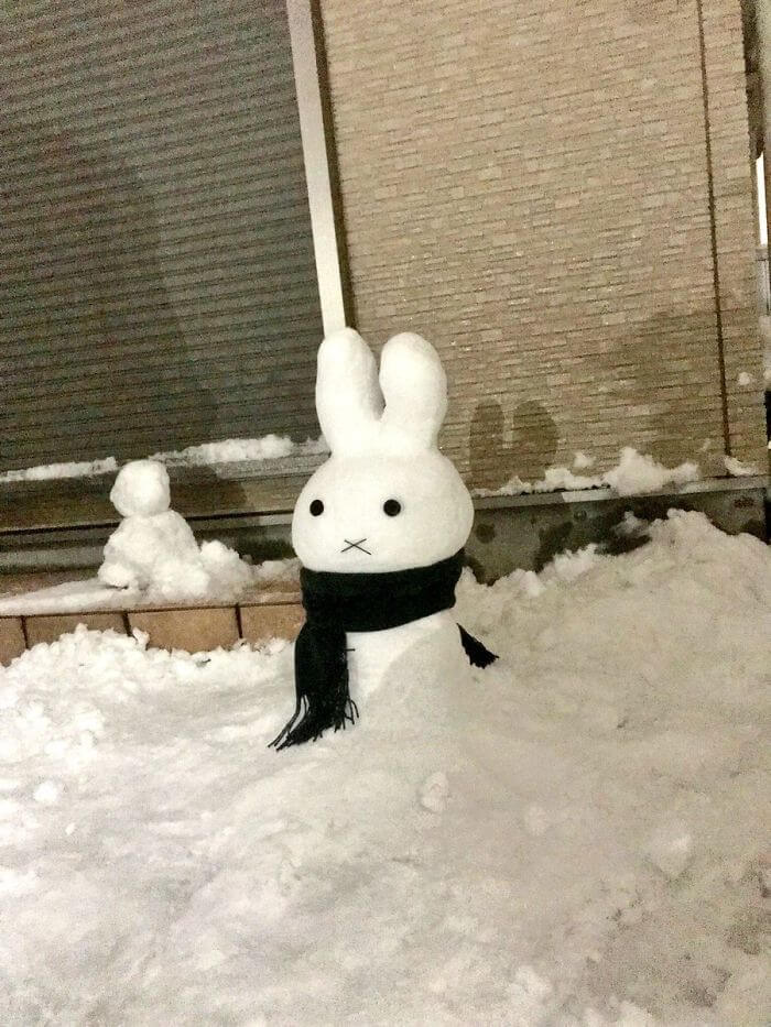 Mesmerizing Pictures Show How Heavy Snowfall In Japan Made People Creative Mesmerizing Pictures Show How Heavy Snowfall In Japan Made People Creative