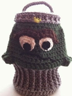 http://translate.google.es/translate?hl=es&sl=en&u=http://dearestdebi.com/crochet-oscar-the-grouch&prev=search