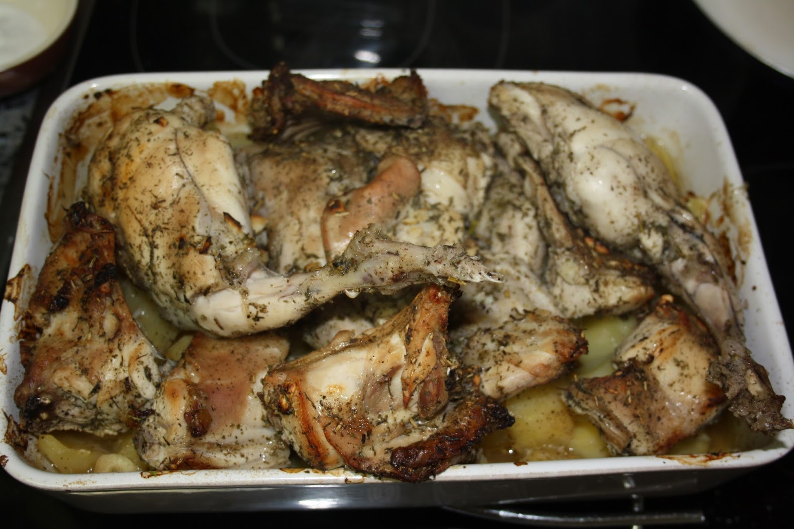 Cocina de Chiripa: CONEJO AL HORNO CON PATATAS