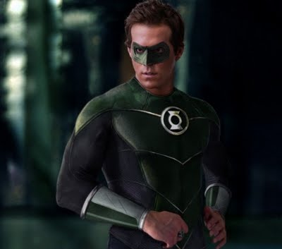 Ryan Reynolds Green Lantern Costume on Online  Green Lantern Movie  2011