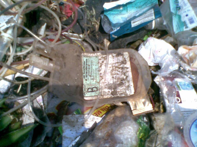 Sampah Medis Menjadi Buruan Pemulung, Tapi Pria Ini Tak Bisa Bangun 8 Bulan Karena Jarum Suntik Sampah Medis Menjadi Buruan Pemulung, Tapi Pria Ini Tak Bisa Bangun 8 Bulan Karena Jarum Suntik