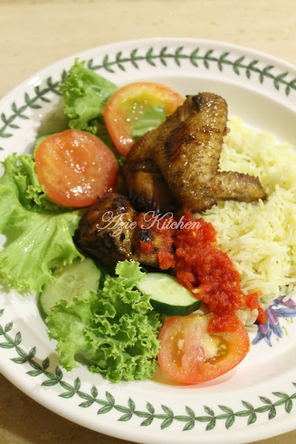 Nasi Ayam Istimewa Azie Kitchen