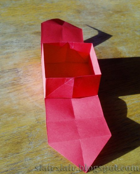attached box with lid origami Step that the side Fold 8   remaining the so pieces each inwards on